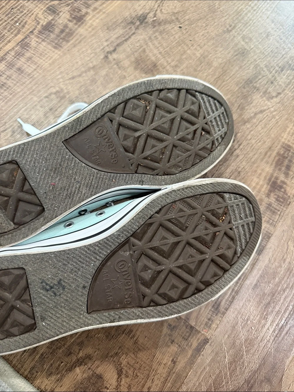 Converse Mint Green Low-Top Canvas Sneakers 9.5W/7.5M
